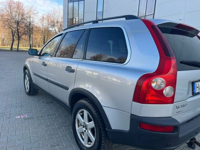 Сірий Вольво ХС90, об'ємом двигуна 2.4 л та пробігом 320 тис. км за 5600 $, фото 3 на Automoto.ua