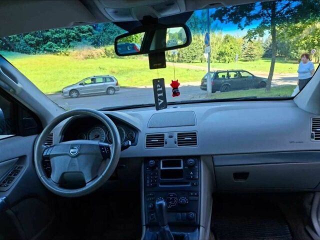 Сірий Вольво ХС90, об'ємом двигуна 2.4 л та пробігом 370 тис. км за 7900 $, фото 6 на Automoto.ua