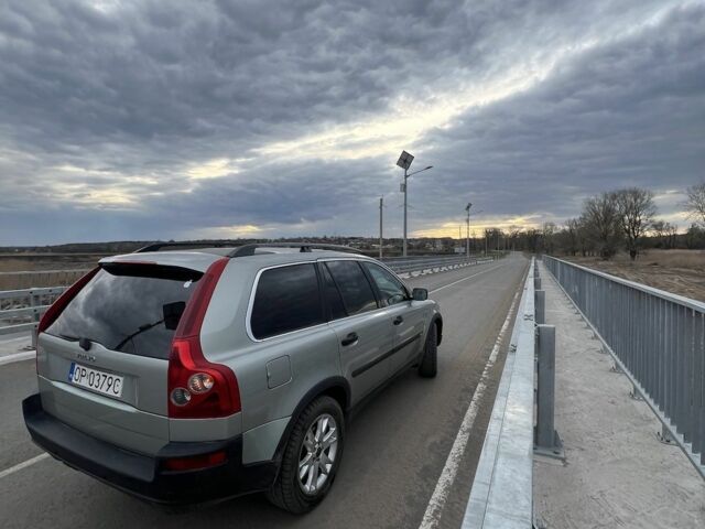 Сірий Вольво ХС90, об'ємом двигуна 0.24 л та пробігом 270 тис. км за 5021 $, фото 1 на Automoto.ua