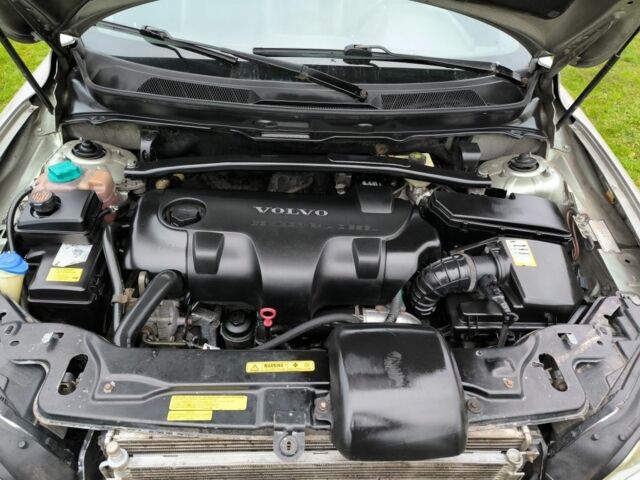 Серый Вольво ХС90, объемом двигателя 0 л и пробегом 443 тыс. км за 4500 $, фото 4 на Automoto.ua