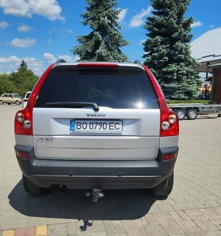 Серый Вольво ХС90, объемом двигателя 2.4 л и пробегом 400 тыс. км за 11000 $, фото 17 на Automoto.ua