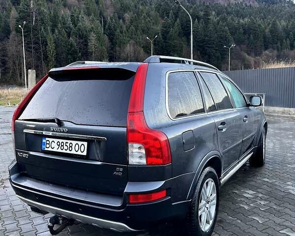 Серый Вольво ХС90, объемом двигателя 2.4 л и пробегом 402 тыс. км за 10350 $, фото 3 на Automoto.ua