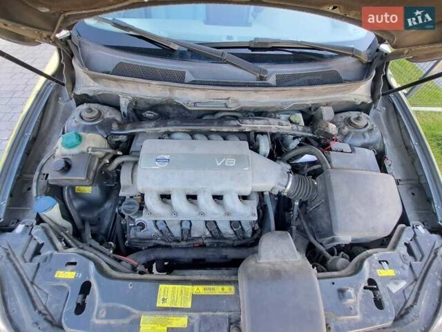 Вольво ХС90 2006 в Ивано-Франковске на Automoto.ua Серый Вольво ХС90, объемом двигателя 4.4 л и пробегом 305 тыс. км за 7000 $, фото 24 на Automoto.ua