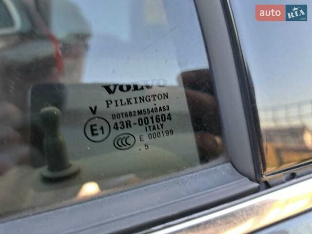 Вольво ХС90 2006 в Ивано-Франковске на Automoto.ua Серый Вольво ХС90, объемом двигателя 4.4 л и пробегом 305 тыс. км за 7000 $, фото 30 на Automoto.ua