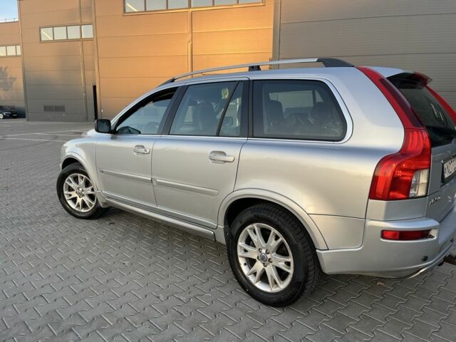 Серый Вольво ХС90, объемом двигателя 2.4 л и пробегом 370 тыс. км за 5600 $, фото 7 на Automoto.ua