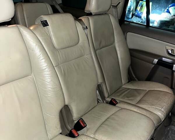 Серый Вольво ХС90, объемом двигателя 2.4 л и пробегом 402 тыс. км за 10350 $, фото 15 на Automoto.ua