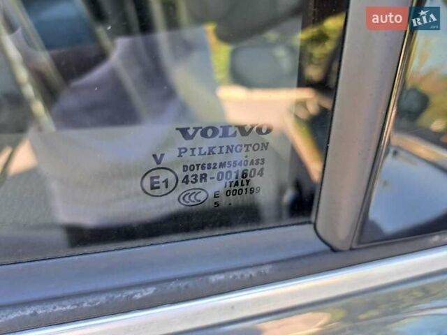 Вольво ХС90 2006 в Ивано-Франковске на Automoto.ua Серый Вольво ХС90, объемом двигателя 4.4 л и пробегом 305 тыс. км за 7000 $, фото 29 на Automoto.ua