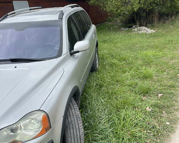 Вольво ХС90 2006 в Изюме на Automoto.ua Серый Вольво ХС90, объемом двигателя 0 л и пробегом 380 тыс. км за 5500 $, фото 1 на Automoto.ua