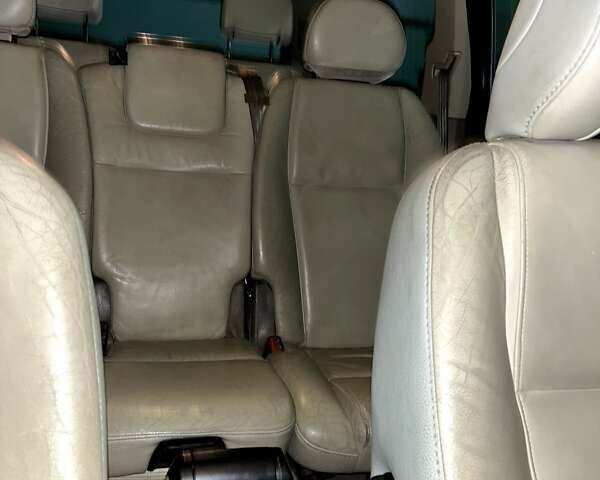 Серый Вольво ХС90, объемом двигателя 2.4 л и пробегом 402 тыс. км за 10350 $, фото 11 на Automoto.ua