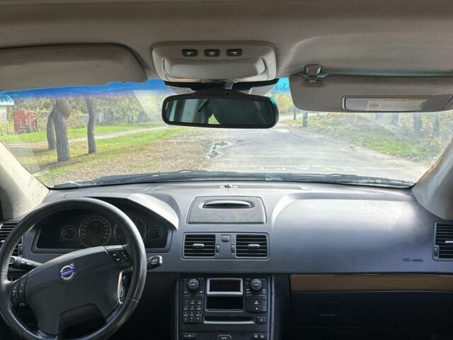 Серый Вольво ХС90, объемом двигателя 2.4 л и пробегом 351 тыс. км за 5100 $, фото 12 на Automoto.ua