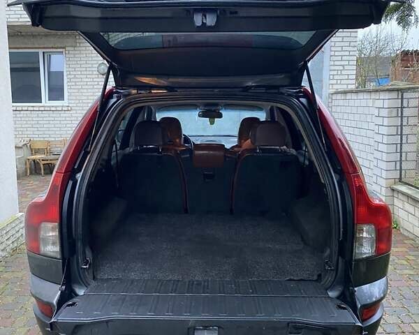 Сірий Вольво ХС90, об'ємом двигуна 2.4 л та пробігом 357 тис. км за 10700 $, фото 27 на Automoto.ua