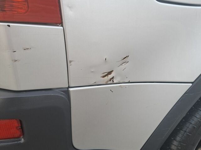 Серый Вольво ХС90, объемом двигателя 0 л и пробегом 340 тыс. км за 5600 $, фото 3 на Automoto.ua