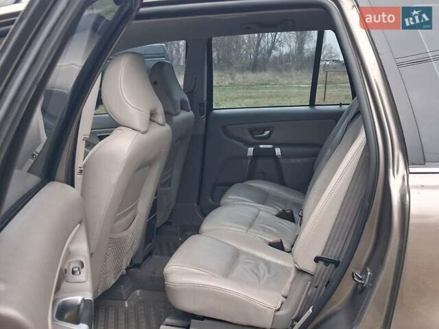 Серый Вольво ХС90, объемом двигателя 3.19 л и пробегом 360 тыс. км за 11200 $, фото 6 на Automoto.ua