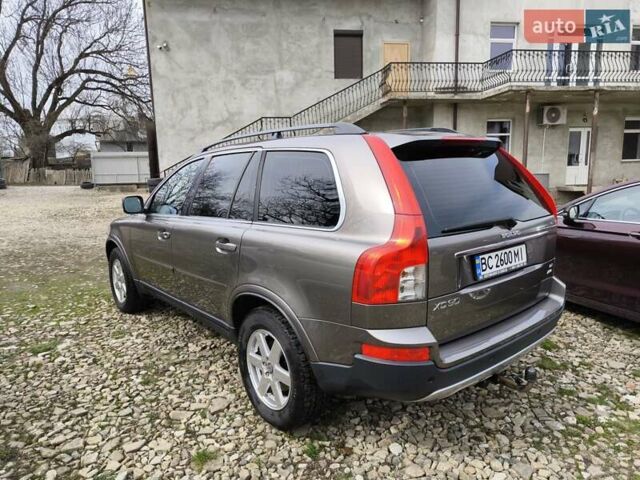 Серый Вольво ХС90, объемом двигателя 2.4 л и пробегом 254 тыс. км за 13800 $, фото 5 на Automoto.ua