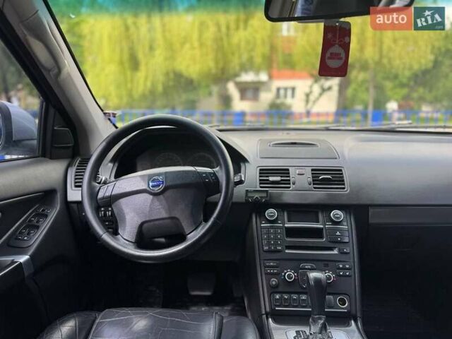 Сірий Вольво ХС90, об'ємом двигуна 2.4 л та пробігом 287 тис. км за 10500 $, фото 10 на Automoto.ua