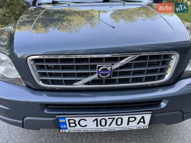 Серый Вольво ХС90, объемом двигателя 2.4 л и пробегом 260 тыс. км за 11500 $, фото 13 на Automoto.ua