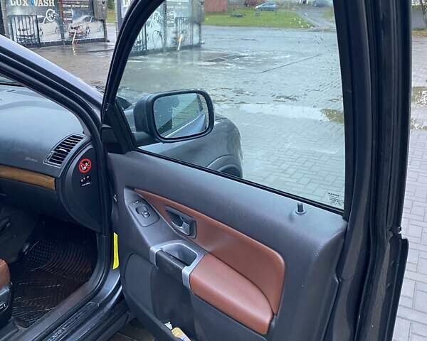 Сірий Вольво ХС90, об'ємом двигуна 2.4 л та пробігом 357 тис. км за 10700 $, фото 19 на Automoto.ua