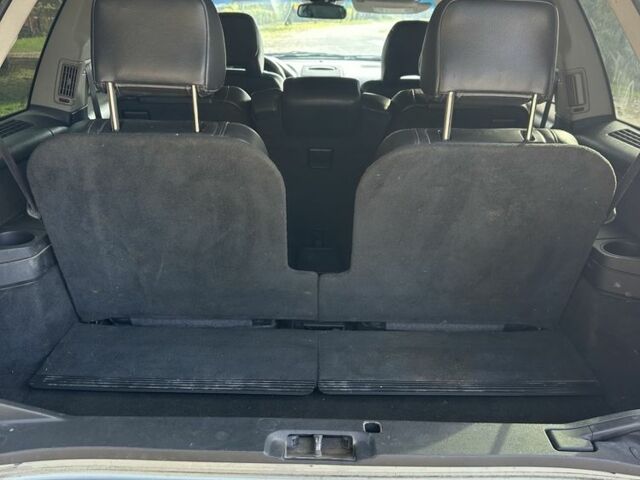 Серый Вольво ХС90, объемом двигателя 2.4 л и пробегом 351 тыс. км за 5100 $, фото 15 на Automoto.ua