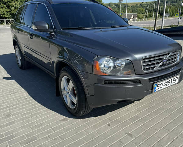 Серый Вольво ХС90, объемом двигателя 2.4 л и пробегом 320 тыс. км за 13800 $, фото 2 на Automoto.ua