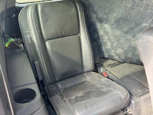 Серый Вольво ХС90, объемом двигателя 2.4 л и пробегом 350 тыс. км за 6500 $, фото 16 на Automoto.ua