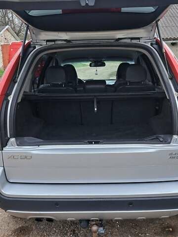 Сірий Вольво ХС90, об'ємом двигуна 2.4 л та пробігом 275 тис. км за 12500 $, фото 14 на Automoto.ua