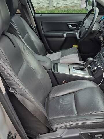 Сірий Вольво ХС90, об'ємом двигуна 2.4 л та пробігом 275 тис. км за 12500 $, фото 1 на Automoto.ua