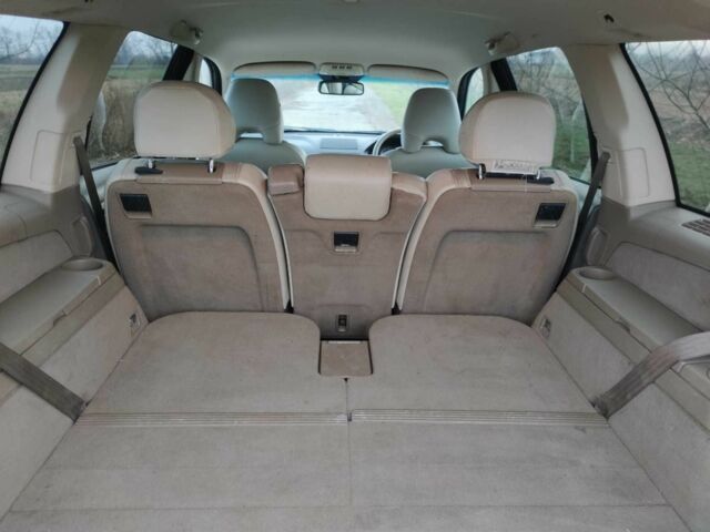 Серый Вольво ХС90, объемом двигателя 2.4 л и пробегом 195 тыс. км за 3800 $, фото 16 на Automoto.ua