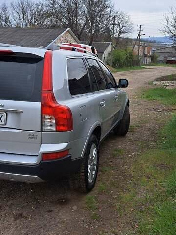 Сірий Вольво ХС90, об'ємом двигуна 2.4 л та пробігом 275 тис. км за 12500 $, фото 16 на Automoto.ua