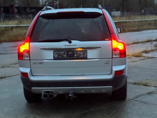 Серый Вольво ХС90, объемом двигателя 2.4 л и пробегом 290 тыс. км за 6500 $, фото 5 на Automoto.ua