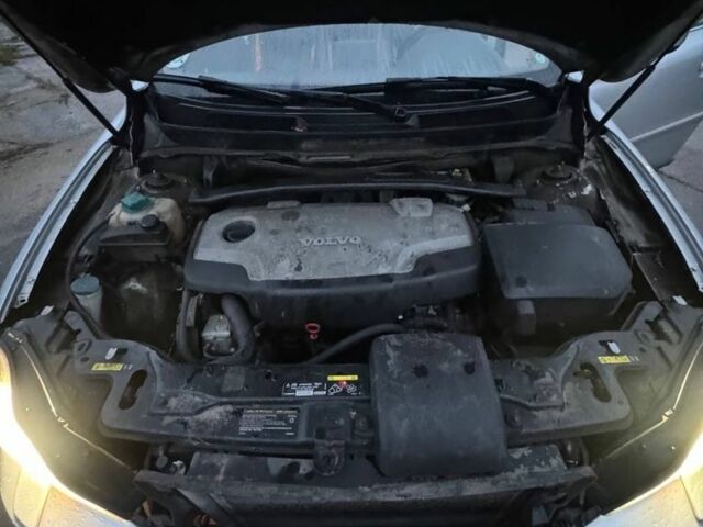 Серый Вольво ХС90, объемом двигателя 2.4 л и пробегом 290 тыс. км за 6500 $, фото 18 на Automoto.ua