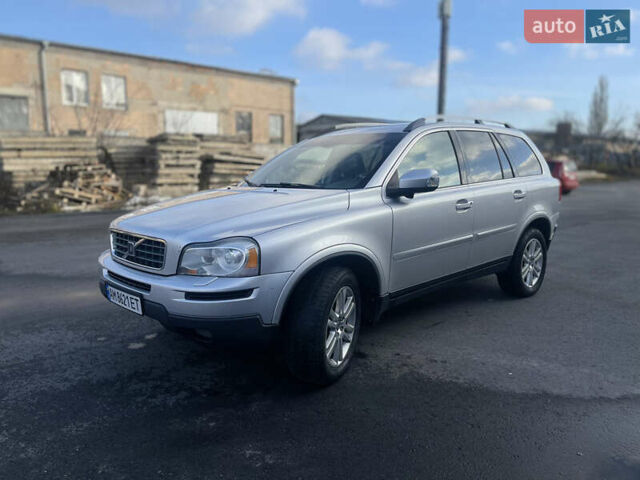 Серый Вольво ХС90, объемом двигателя 2.4 л и пробегом 343 тыс. км за 10500 $, фото 3 на Automoto.ua