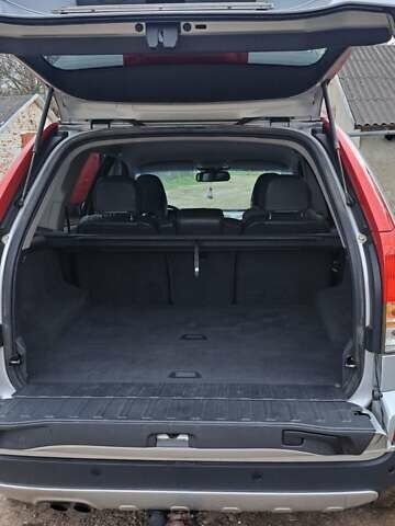 Сірий Вольво ХС90, об'ємом двигуна 2.4 л та пробігом 275 тис. км за 12500 $, фото 11 на Automoto.ua