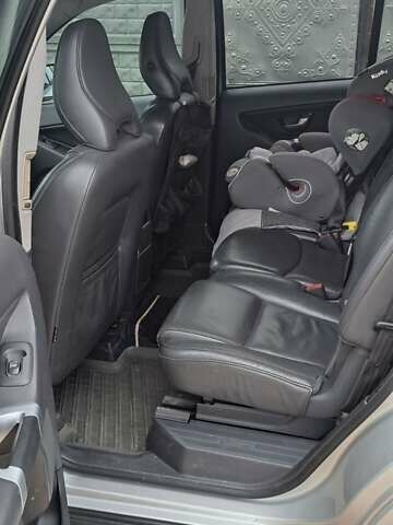 Сірий Вольво ХС90, об'ємом двигуна 2.4 л та пробігом 275 тис. км за 12500 $, фото 4 на Automoto.ua