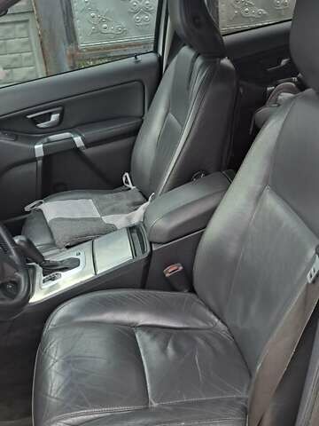 Сірий Вольво ХС90, об'ємом двигуна 2.4 л та пробігом 275 тис. км за 12500 $, фото 2 на Automoto.ua