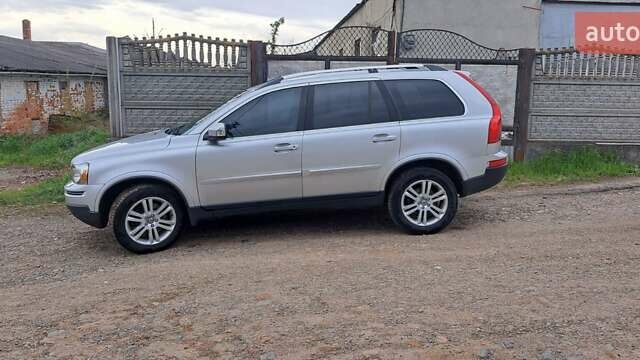 Сірий Вольво ХС90, об'ємом двигуна 2.4 л та пробігом 275 тис. км за 12500 $, фото 17 на Automoto.ua