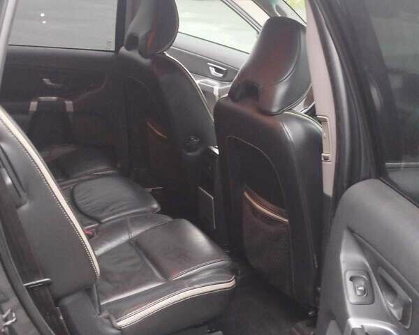 Серый Вольво ХС90, объемом двигателя 2.4 л и пробегом 281 тыс. км за 10000 $, фото 9 на Automoto.ua