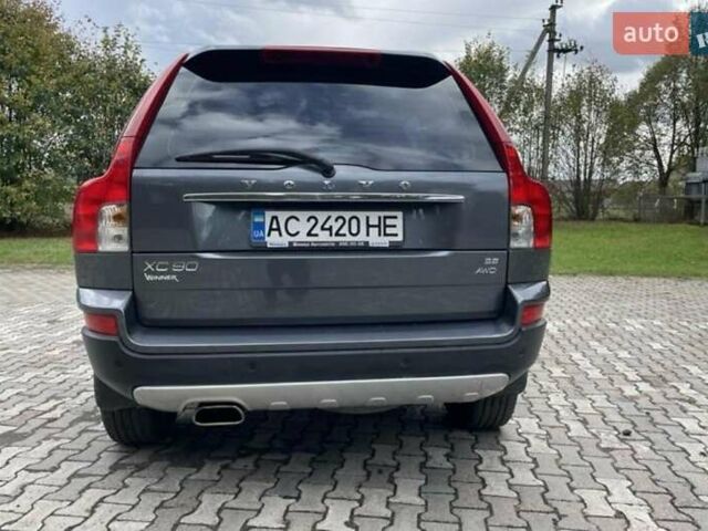 Серый Вольво ХС90, объемом двигателя 3.19 л и пробегом 288 тыс. км за 10300 $, фото 3 на Automoto.ua