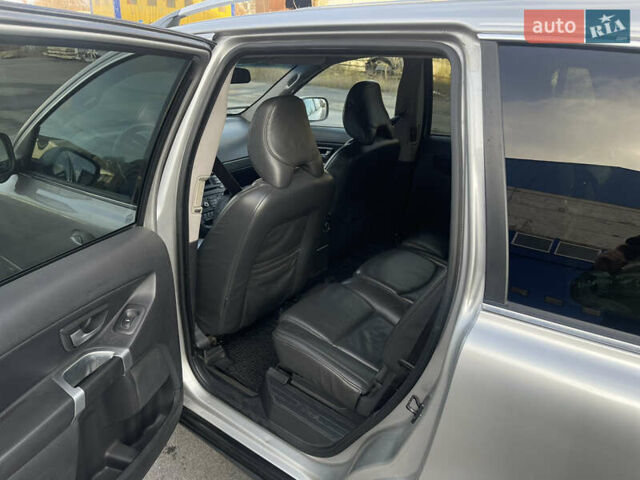 Серый Вольво ХС90, объемом двигателя 2.4 л и пробегом 343 тыс. км за 10500 $, фото 13 на Automoto.ua