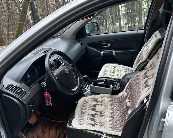 Сірий Вольво ХС90, об'ємом двигуна 2.4 л та пробігом 444 тис. км за 12700 $, фото 5 на Automoto.ua