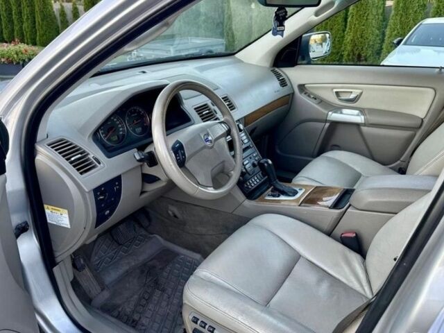Сірий Вольво ХС90, об'ємом двигуна 2.4 л та пробігом 200 тис. км за 4000 $, фото 8 на Automoto.ua