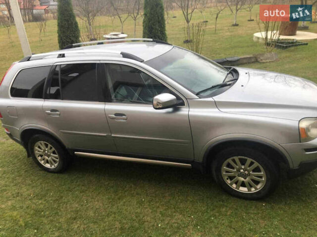 Серый Вольво ХС90, объемом двигателя 2.4 л и пробегом 357 тыс. км за 10700 $, фото 4 на Automoto.ua