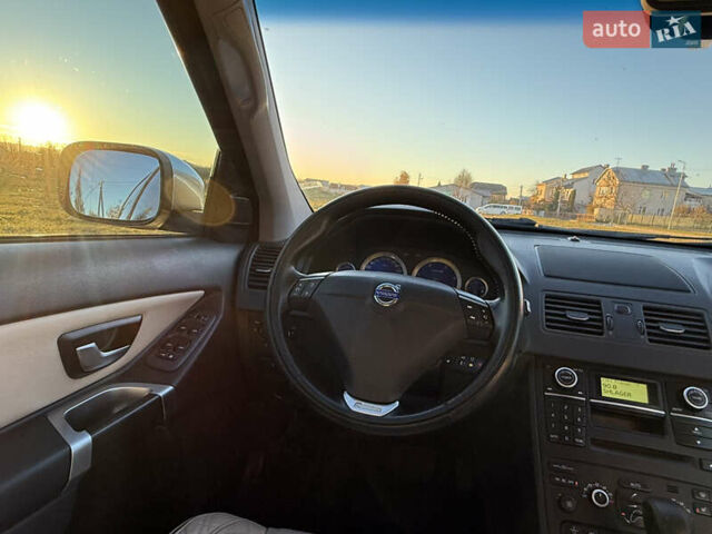 Сірий Вольво ХС90, об'ємом двигуна 2.4 л та пробігом 285 тис. км за 16163 $, фото 55 на Automoto.ua