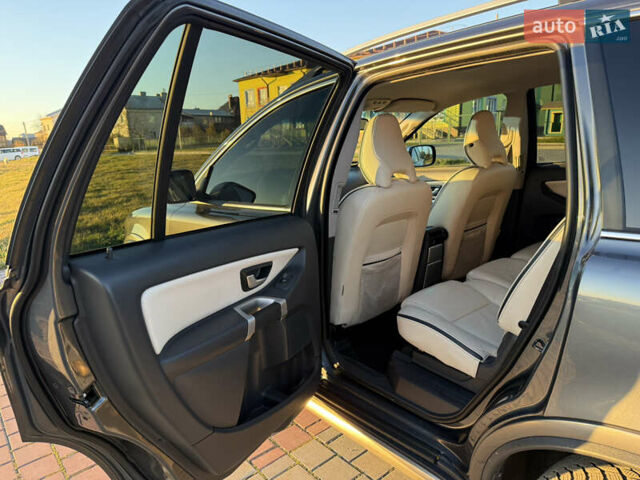 Сірий Вольво ХС90, об'ємом двигуна 2.4 л та пробігом 285 тис. км за 16163 $, фото 34 на Automoto.ua