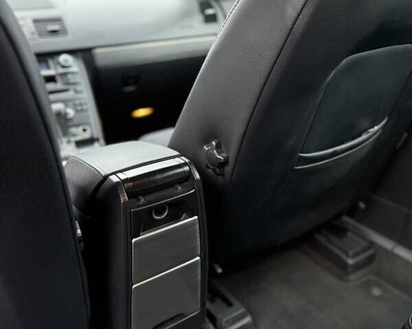 Серый Вольво ХС90, объемом двигателя 3.2 л и пробегом 274 тыс. км за 17000 $, фото 8 на Automoto.ua