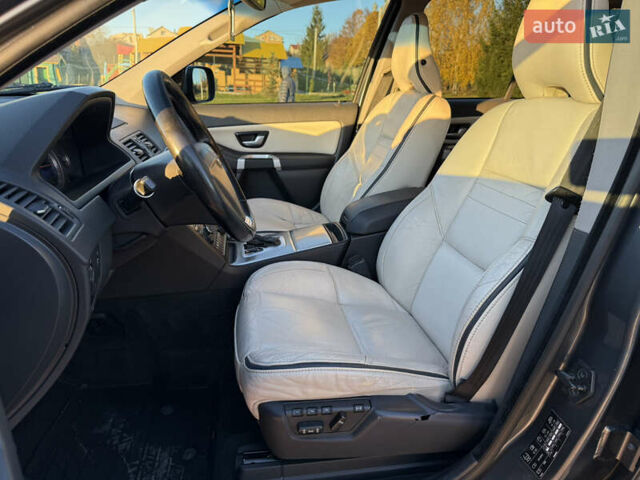 Сірий Вольво ХС90, об'ємом двигуна 2.4 л та пробігом 285 тис. км за 16163 $, фото 18 на Automoto.ua