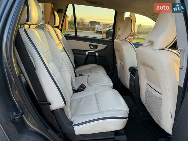 Сірий Вольво ХС90, об'ємом двигуна 2.4 л та пробігом 285 тис. км за 16163 $, фото 51 на Automoto.ua