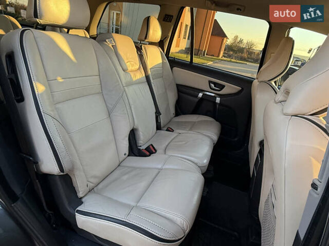 Сірий Вольво ХС90, об'ємом двигуна 2.4 л та пробігом 285 тис. км за 16163 $, фото 52 на Automoto.ua