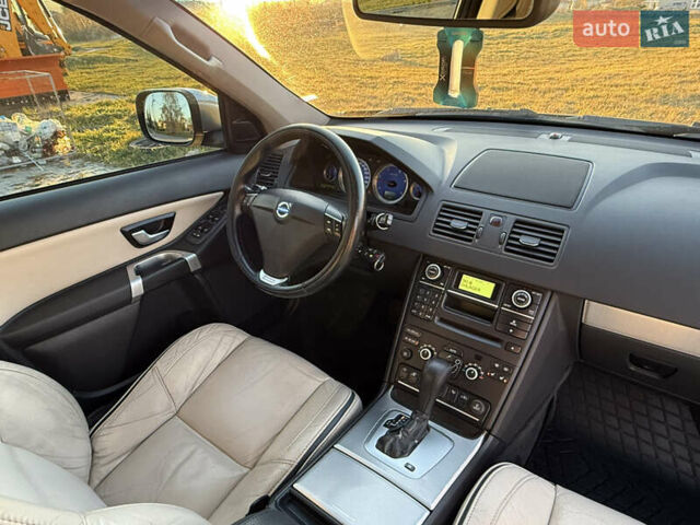 Сірий Вольво ХС90, об'ємом двигуна 2.4 л та пробігом 285 тис. км за 16163 $, фото 62 на Automoto.ua