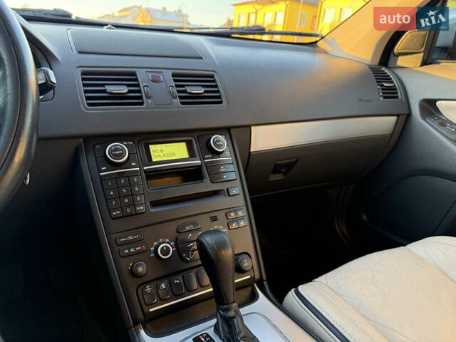 Сірий Вольво ХС90, об'ємом двигуна 2.4 л та пробігом 285 тис. км за 16163 $, фото 26 на Automoto.ua