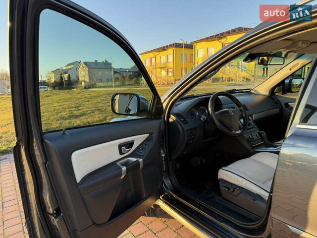 Сірий Вольво ХС90, об'ємом двигуна 2.4 л та пробігом 285 тис. км за 16163 $, фото 14 на Automoto.ua